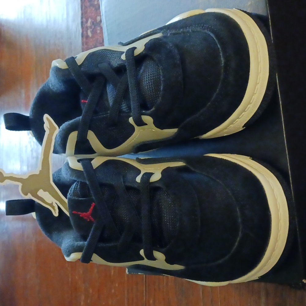 Jordon 4 Rm Shoes - Picture 4 of 6